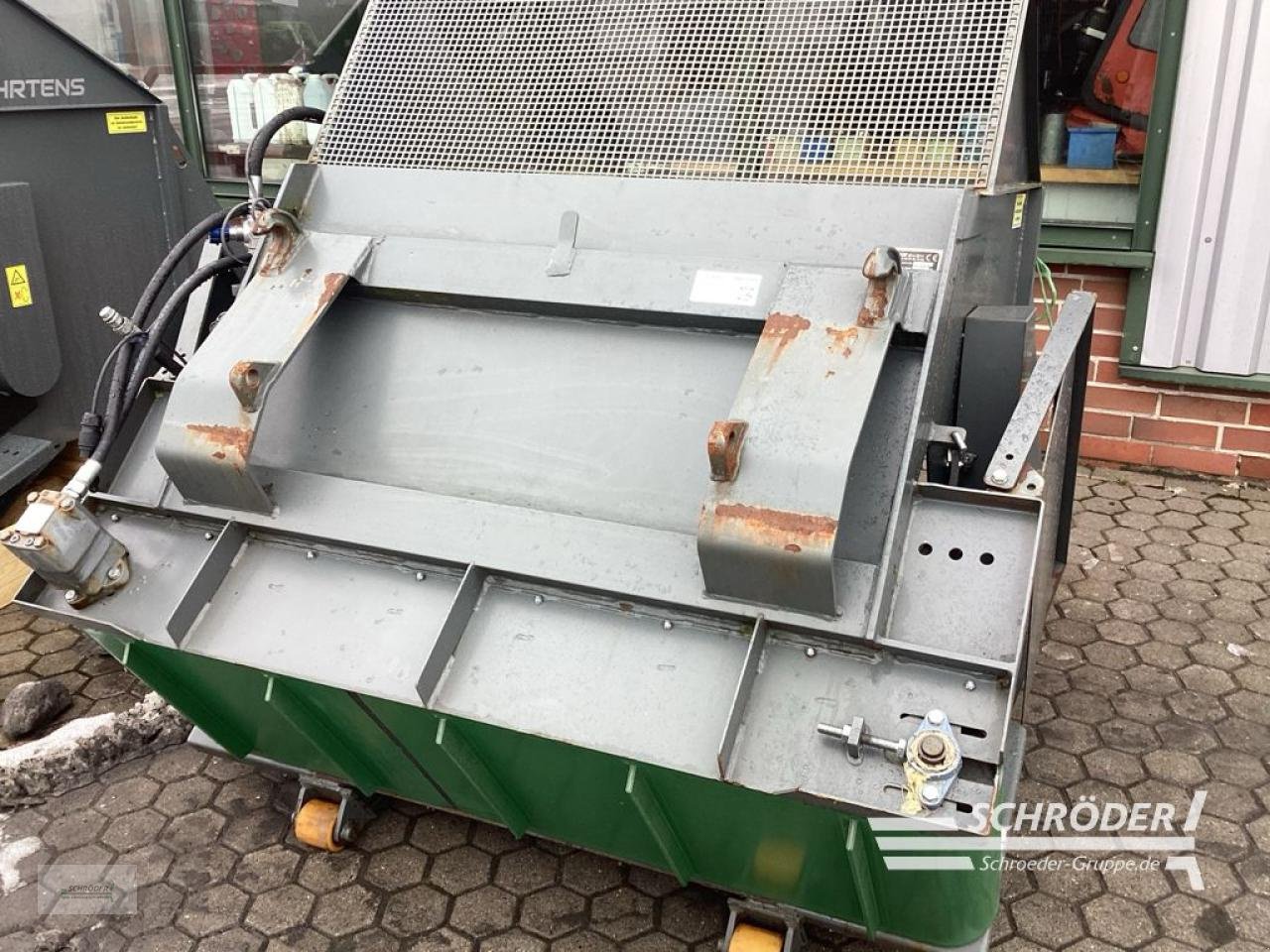Futterverteilwagen от тип Sonstige FUTTERVERTEILER KV 1211 B | EURO ADAPTER, Gebrauchtmaschine в Norden (Снимка 3)